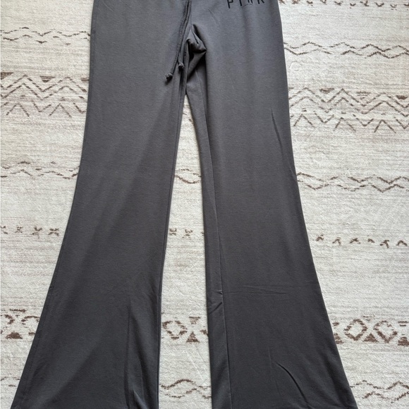 Victoria's Secret PINK Flare Bottom Pants - Charcoal and purple - Picture 9 of 11